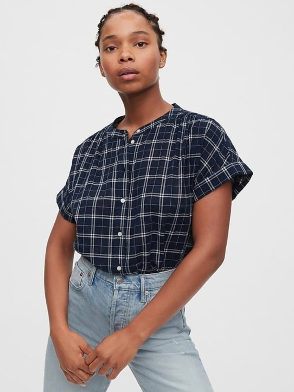 GAP Navy Blue and White Plaid Short Sleeve Button Front Blouse Top Size Small
